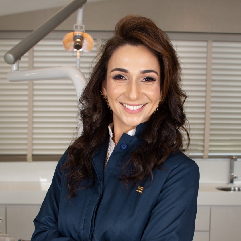 Dra. Clarissa Abud, especialista em Ortopedia Funcional dos Maxilares e Odontologia do Sono, co-diretora do Instituto Patrícia Valério em Belo Horizonte